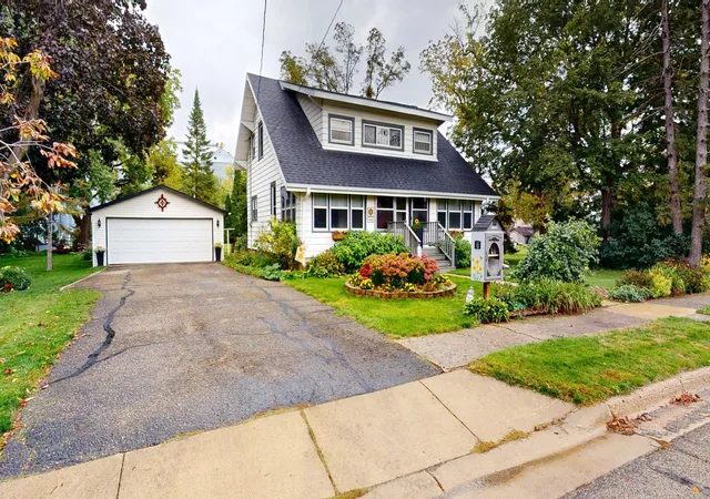 Photo 1 of Sale Pending at 148 2nd Avenue Sw, Alden, MN 56009 | MLS# 7152817 | Listing updated on 2026-10-05