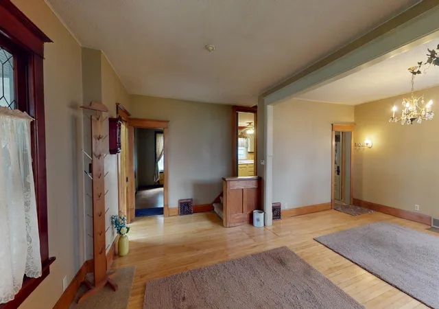 Photo 3 of Sale Pending at 148 2nd Avenue Sw, Alden, MN 56009 | MLS# 7152817 | Listing updated on 2026-10-05