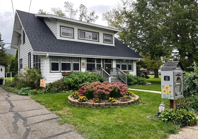 Photo 46 of Sale Pending at 148 2nd Avenue SW, Alden, MN 56009 | MLS# 7152817 | Listing updated on 2026-10-05
