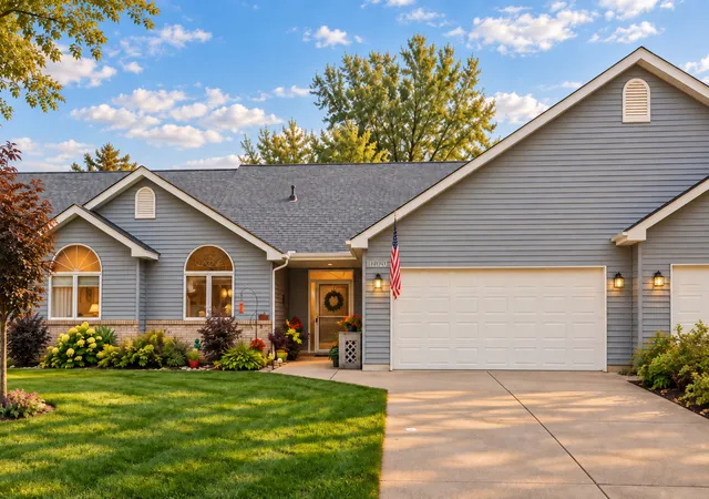 Photo 1 of Single family home for sale at 112020 Hidden Crk Pl, Chaska, MN 55318 | MLS# 7152825 | Listing updated on 2026-10-03
