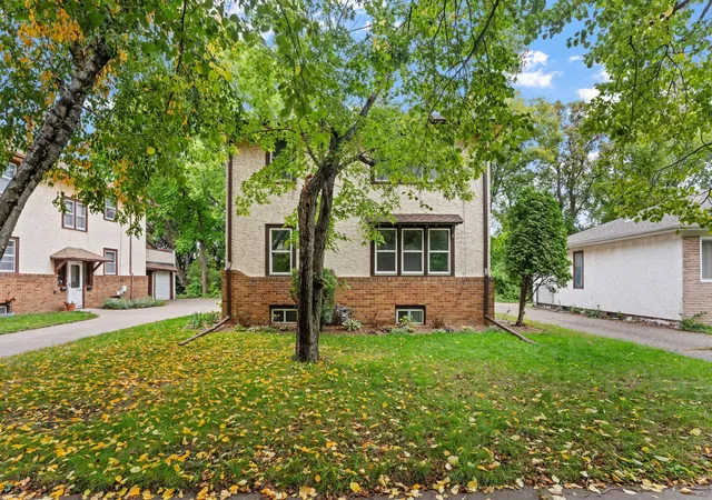Photo 1 of Multi family home for sale at 261 Robie St W, Saint Paul, MN 55107 | MLS# 7152827 | Listing updated on 2026-10-06