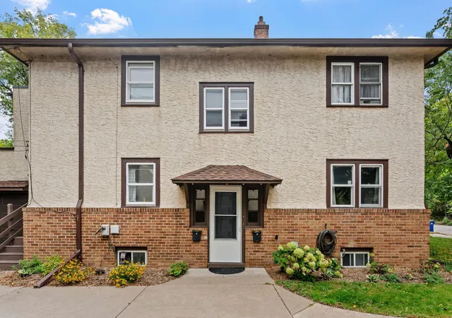 Photo 2 of Multi family home for sale at 261 Robie St W, Saint Paul, MN 55107 | MLS# 7152827 | Listing updated on 2026-10-06