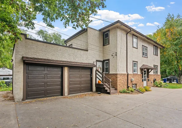 Listing Photo 4 - Condo for sale in building located at 261 Robie St W, Saint Paul, MN 55107