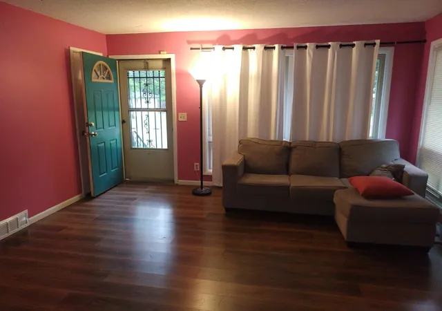 Photo 2 of Single family home for sale at 1560 Pacific St, Saint Paul, MN 55106 | MLS# 7152831 | Listing updated on 2026-10-01