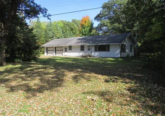 Photo 1 of Single family home for sale at 6102 Ne River Rd, Sauk Rapids, MN 56379 | MLS# 7152843 | Listing updated on 2026-10-02