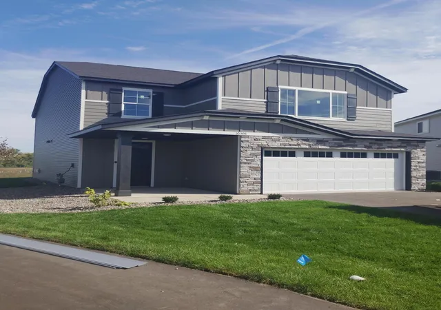 Photo 1 of Single family home for sale at 10563 Goodview Ave S, Cottage Grove, MN 55016 | MLS# 7152907 | Listing updated on 2026-10-01