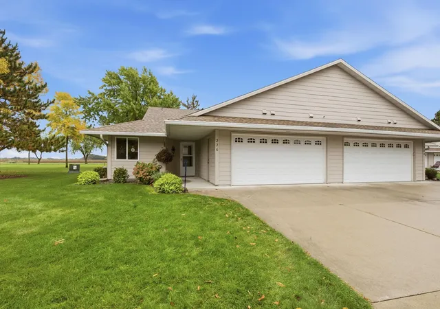 Photo 1 of Single family home for sale at 226 Golf Ct, Cold Spring, MN 56320 | MLS# 7152924 | Listing updated on 2026-10-02