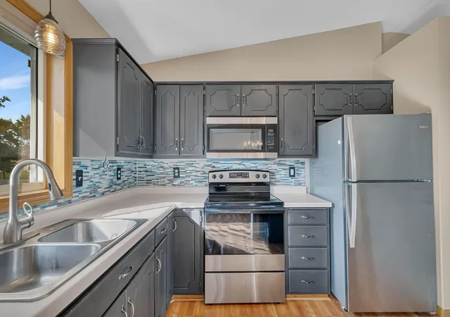 Photo 3 of Single family home for sale at 1104 E Able St, Saint Joseph, MN 56374 | MLS# 7152933 | Listing updated on 2026-10-03