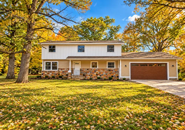 Photo 2 of Single family home for sale at 10814 Pioneer Dr Se, Milaca, MN 56353 | MLS# 7152934 | Listing updated on 2026-10-06
