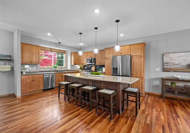 Photo 2 of Single family home for sale at 989 Danube Ave, Shakopee, MN 55379 | MLS# 7152944 | Listing updated on 2026-10-23