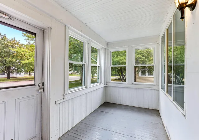 Photo 3 of Single family home for sale at 247 W 6th Street, New Richmond, WI 54017 | MLS# 7152949 | Listing updated on 2026-10-09