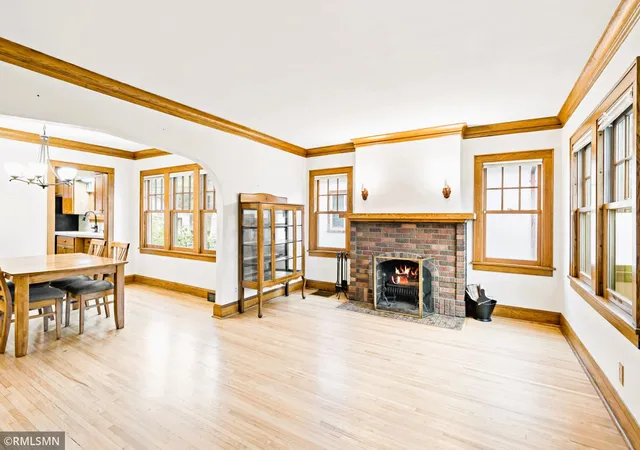Photo 3 of Single family home for sale at 844 Winslow Ave, Saint Paul, MN 55107 | MLS# 7152963 | Listing updated on 2026-10-23