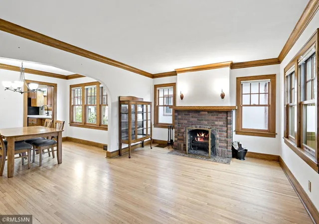 Photo 3 of Single family home for sale at 844 Winslow Ave, Saint Paul, MN 55107 | MLS# 7152963 | Listing updated on 2026-10-08
