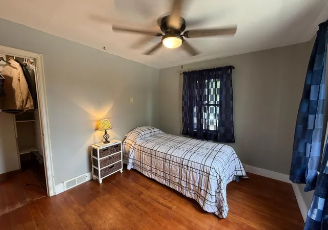Photo 4 of Single family home for sale at 513 W Lincoln St, Luverne, MN 56156 | MLS# 7152975 | Listing updated on 2026-10-15