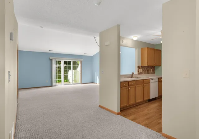 Photo 3 of Single family home for sale at 216 Emerson Ave E, Saint Paul, MN 55118 | MLS# 7152978 | Listing updated on 2026-10-10
