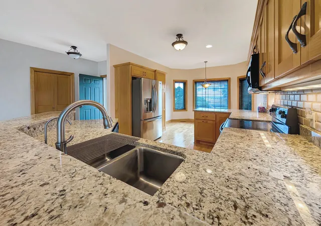 Photo 3 of Single family home for sale at 22516 Evergreen Cir, Forest Lake, MN 55025 | MLS# 7152980 | Listing updated on 2026-10-03