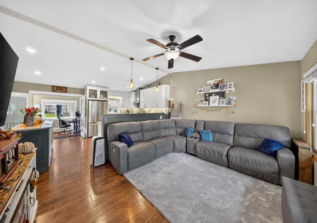 Photo 3 of Single family home for sale at 4503 21 1/2 Ave Nw, Rochester, MN 55901 | MLS# 7152983 | Listing updated on 2026-10-08