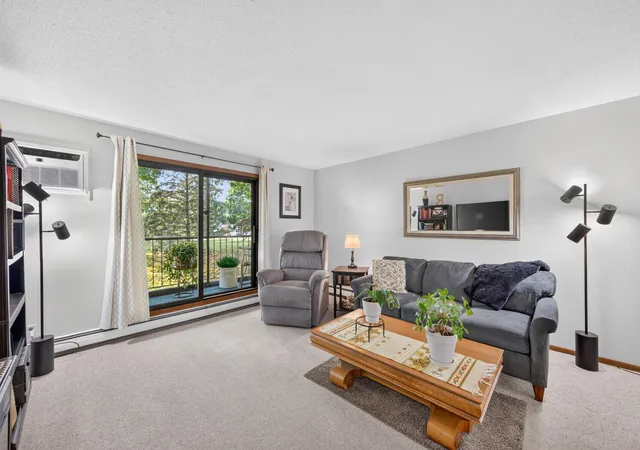 Photo 4 of Condo for sale at 11160 Anderson Lakes Pkwy #214, Eden Prairie, MN 55344 | MLS# 7152991 | Listing updated on 2026-10-02