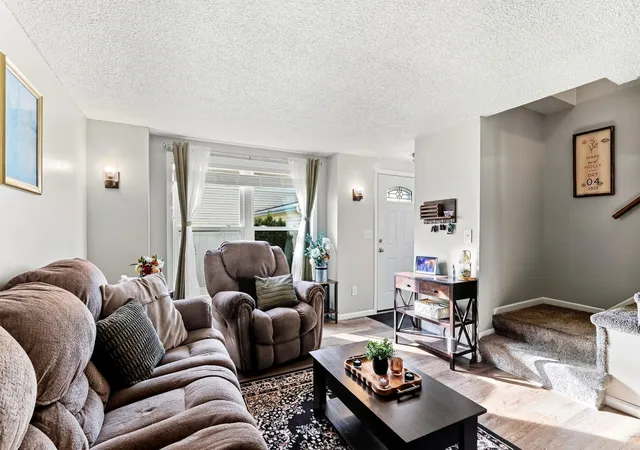 Photo 2 of Single family home for sale at 1480 Granada Ave N, Saint Paul, MN 55128 | MLS# 7153020 | Listing updated on 2026-10-03