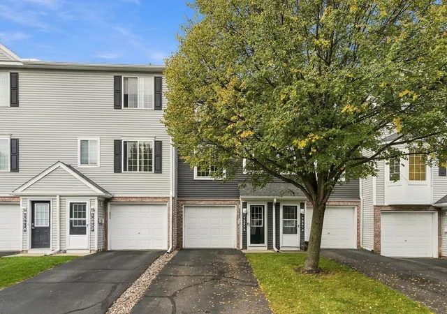 Single family home for sale at 15515 Foghorn Ln, Saint Paul, MN 55124 | MLS# 7153026