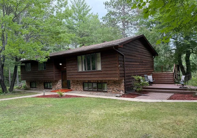 Photo 4 of Single family home for sale at 7330 Honkola Rd, Embarrass, MN 55732 | MLS# 7153028 | Listing updated on 2026-10-01