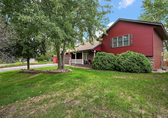 Photo 3 of Single family home for sale at 13290 1st Avenue S, Zimmerman, MN 55398 | MLS# 7153029 | Listing updated on 2026-10-07