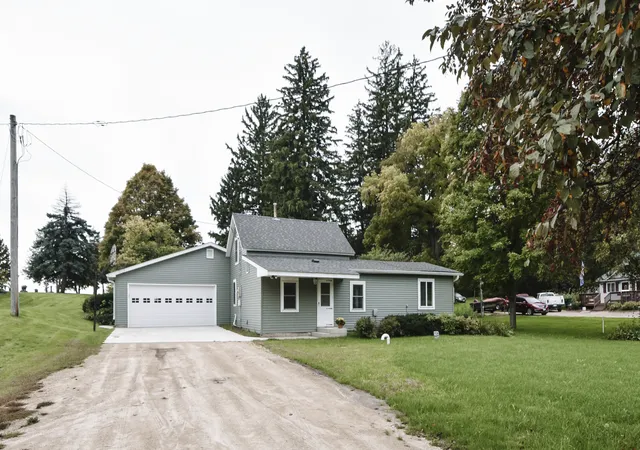 Photo 2 of Single family home for sale at 15478 Norelius Rd, Welch, MN 55089 | MLS# 7153034 | Listing updated on 2026-10-14