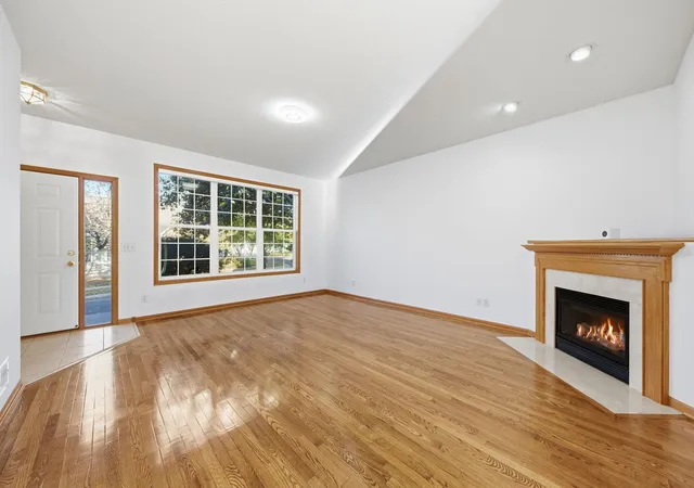 Photo 3 of Single family home for sale at 9769 Gable Dr, Eden Prairie, MN 55347 | MLS# 7153038 | Listing updated on 2026-10-16