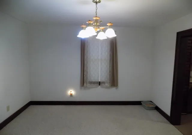 Photo 3 of Single family home for sale at 113 Center St, Jackson, MN 56143 | MLS# 7153044 | Listing updated on 2026-10-01