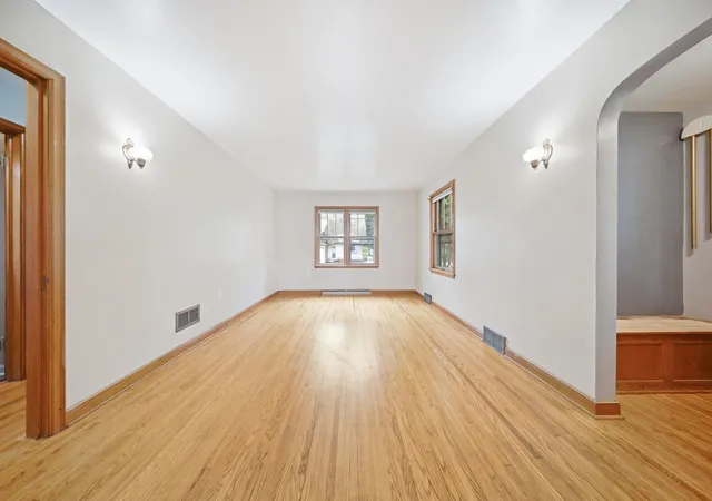 Photo 3 of Single family home for sale at 1014 5th Avenue E, Menomonie, WI 54751 | MLS# 7153060 | Listing updated on 2026-10-04