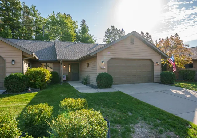 Single family home for sale at 1967 Cherry St, Red Wing, MN 55066 | MLS# 7153064
