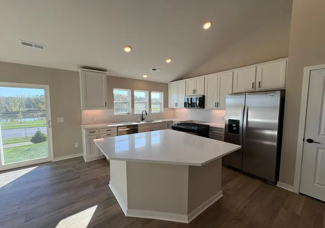 Photo 1 of Single family home for sale at 8827 63rd Street S, Cottage Grove, MN 55016 | MLS# 7153070 | Listing updated on 2026-10-11