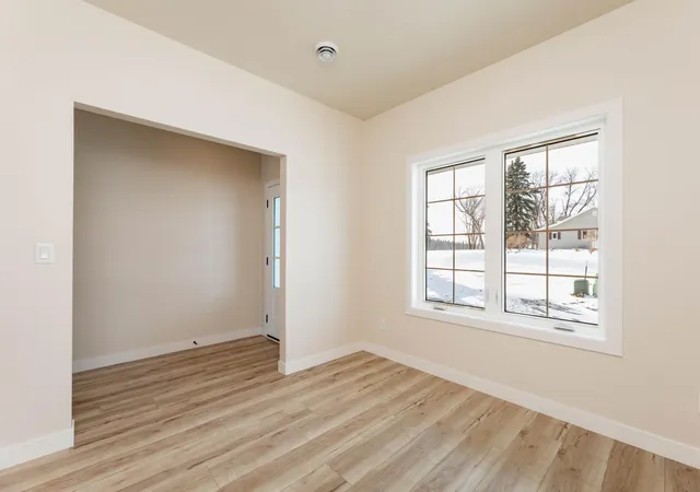 Photo 3 of Single family home for sale at 520 Leonard St, Hawley, MN 56549 | MLS# 7153071 | Listing updated on 2026-10-08