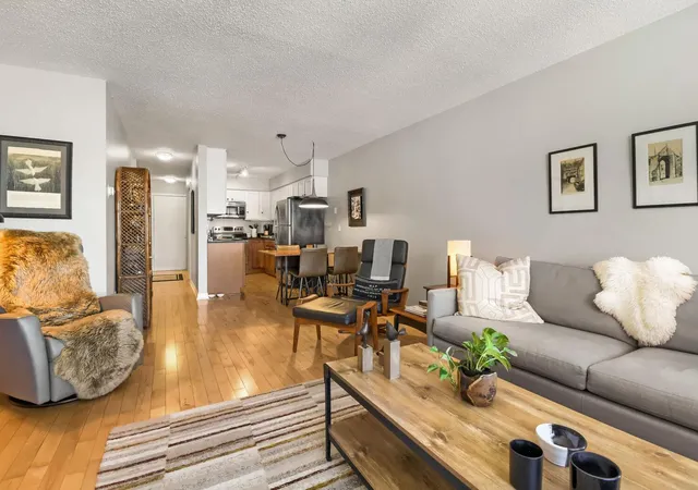 Photo 2 of Condo for sale at 2727 W 43rd Street #412, Minneapolis, MN 55410 | MLS# 7153094 | Listing updated on 2026-10-08