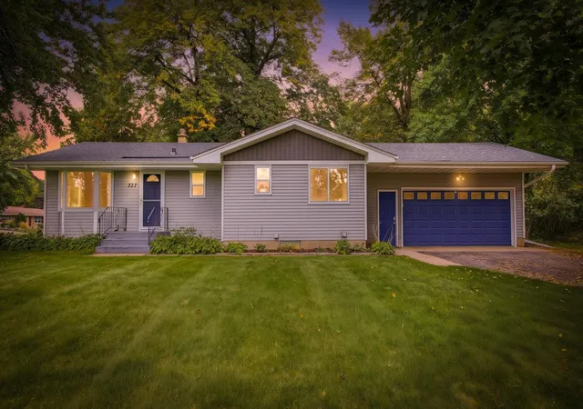 Single family home for sale at 727 Tanglewood Dr, Saint Paul, MN 55126 | MLS# 7153099