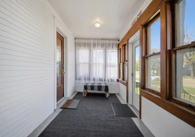 Photo 3 of Single family home for sale at 808 6th Avenue Ne, Austin, MN 55912 | MLS# 7153110 | Listing updated on 2026-10-07