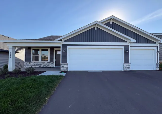 Photo 1 of Single family home for sale at 8849 63rd Street S, Cottage Grove, MN 55016 | MLS# 7153120 | Listing updated on 2026-10-16