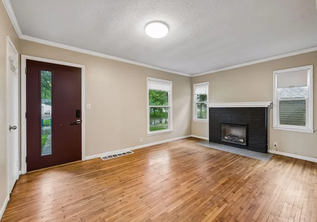 Photo 3 of Single family home for sale at 7526 3rd Avenue S, Minneapolis, MN 55423 | MLS# 7153139 | Listing updated on 2026-10-08