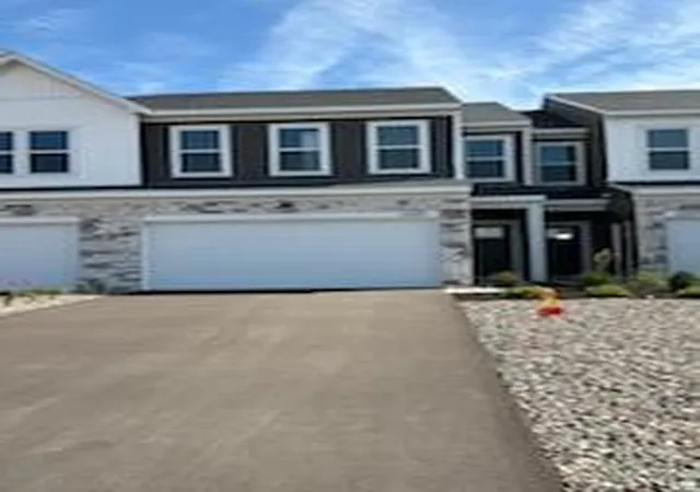 Photo 1 of Single family home for sale at 6285 Ivywood Ave S, Cottage Grove, MN 55016 | MLS# 7153151 | Listing updated on 2026-10-02