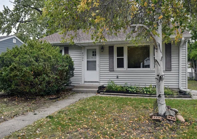 Photo 2 of Single family home for sale at 4906 Thomas Ave N, Minneapolis, MN 55430 | MLS# 7153174 | Listing updated on 2026-10-05