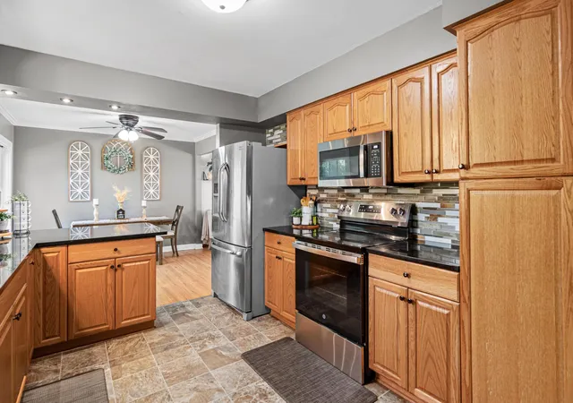 Photo 3 of Single family home for sale at 2357 Beam Ave, Saint Paul, MN 55109 | MLS# 7153192 | Listing updated on 2026-10-23