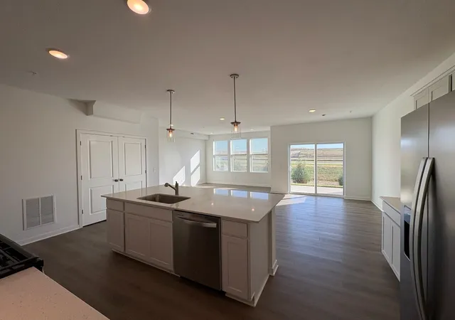 Photo 1 of Single family home for sale at 6297 Ivywood Ave S, Cottage Grove, MN 55016 | MLS# 7153195 | Listing updated on 2026-10-11