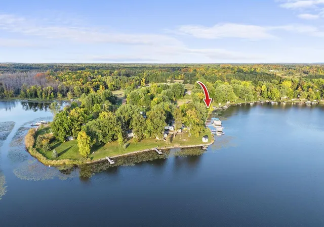 Photo 4 of Single family home for sale at 44854 Bending Cir, Harris, MN 55032 | MLS# 7153197 | Listing updated on 2026-10-08