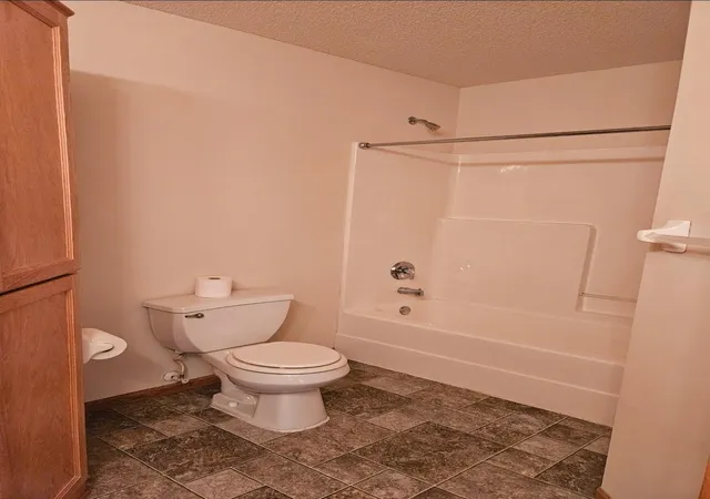 Photo 4 of Single family home for sale at 8330 Parkview Ave NE, Elk River, MN 55330 | MLS# 7153198 | Listing updated on 2026-10-02