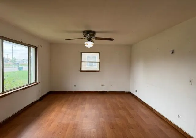 Photo 2 of Single family home for sale at 110 Martin St #0, Le Sueur, MN 56058 | MLS# 7153209 | Listing updated on 2026-10-01