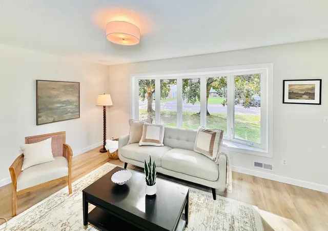 Photo 2 of Single family home for sale at 1864 Carol Ln, Saint Paul, MN 55118 | MLS# 7153231 | Listing updated on 2026-10-04