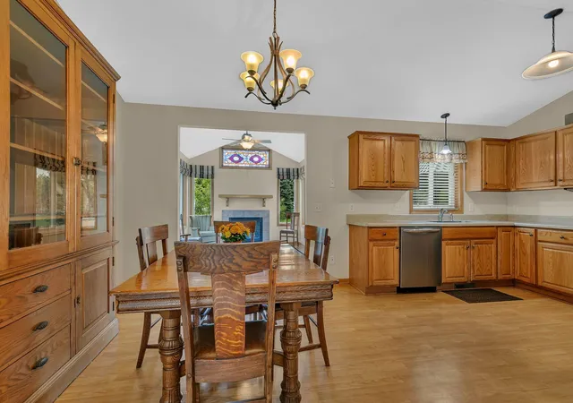 Photo 3 of Single family home for sale at 5524 Knollwood Dr, Saint Cloud, MN 56303 | MLS# 7153243 | Listing updated on 2026-10-09