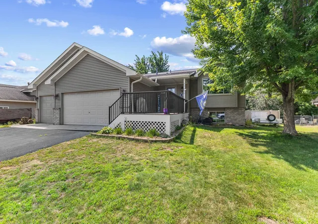Photo 1 of Single family home for sale at 23092 Guarani St Nw, Saint Francis, MN 55070 | MLS# 7153251 | Listing updated on 2026-10-02