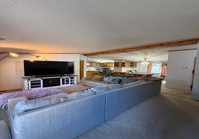 Photo 3 of Single family home for sale at 107 Hilton Ct, Mankato, MN 56001 | MLS# 7153278 | Listing updated on 2026-10-02