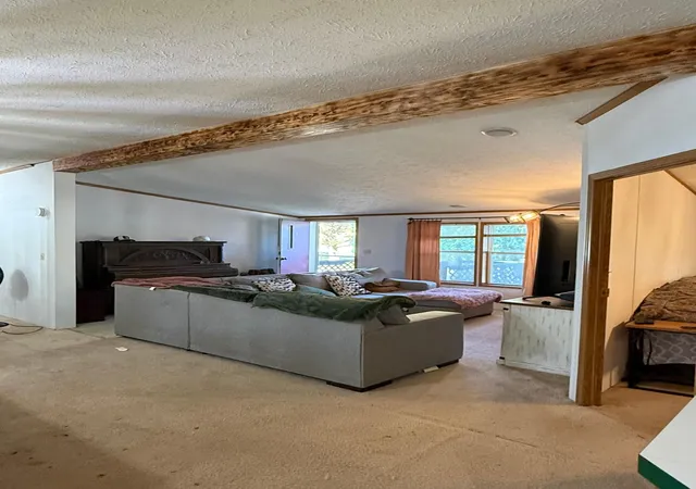 Photo 4 of Single family home for sale at 107 Hilton Ct, Mankato, MN 56001 | MLS# 7153278 | Listing updated on 2026-10-02